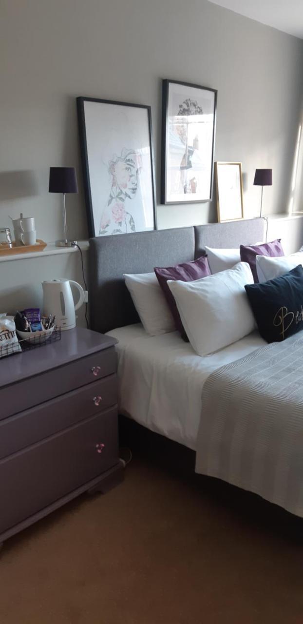Sleep, Eat, Repeat Bed And Breakfast Macclesfield Eksteriør billede