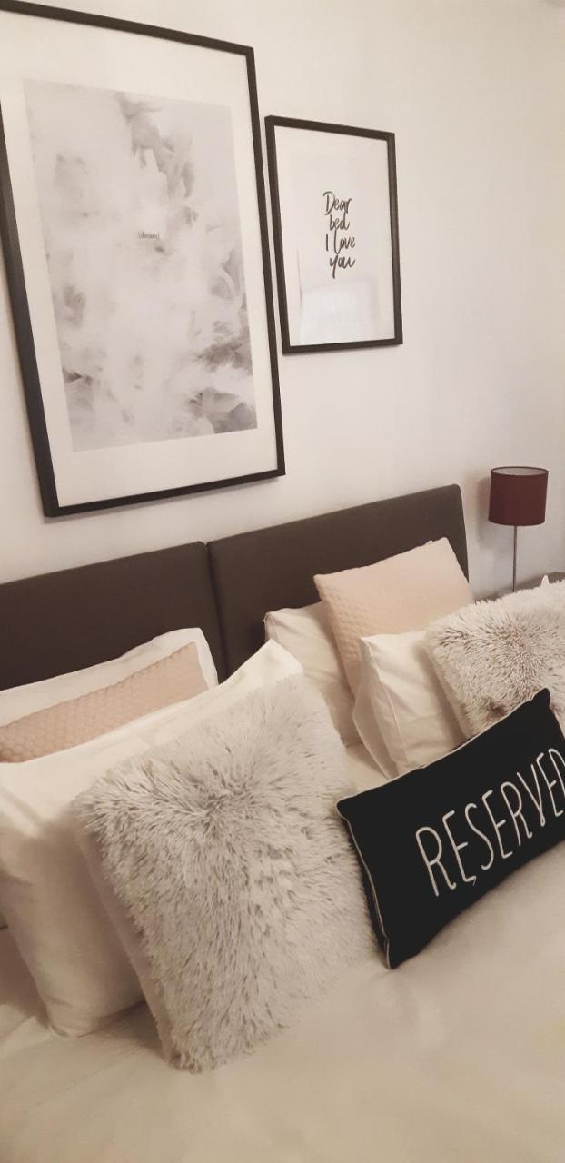 Sleep, Eat, Repeat Bed And Breakfast Macclesfield Eksteriør billede